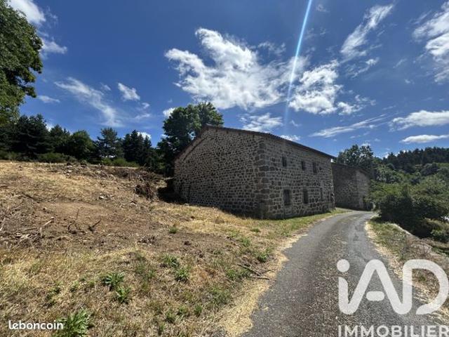 Propriété 1 pièce 100 m²