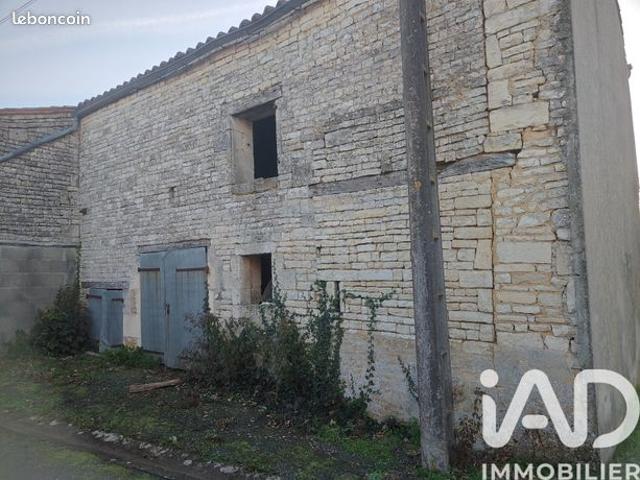 Propriété 1 pièce 110 m²