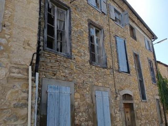 Propriété 1 pièce 195 m²