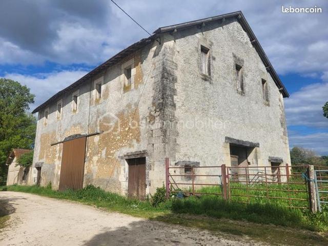 Propriété 1 pièce 384 m²