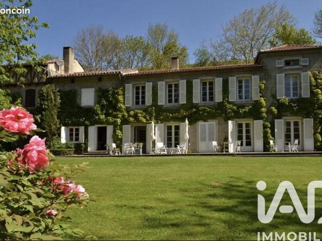 Propriété 20 pièces 549 m²