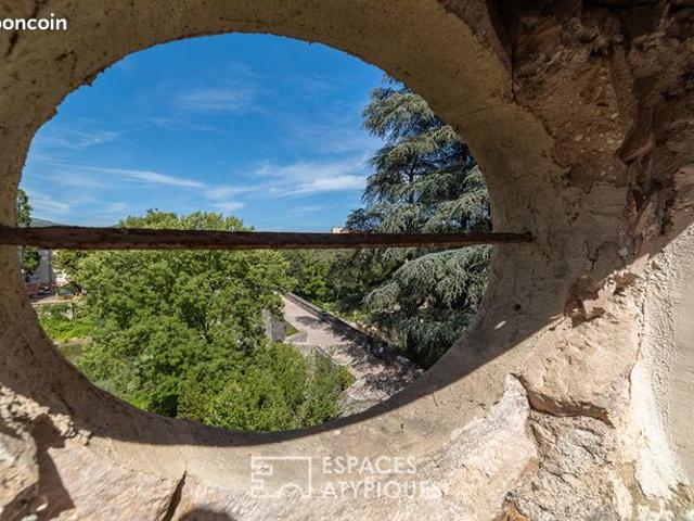 Propriété 20 pièces 825 m²