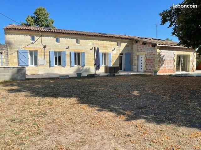 Propriété 212 m² Saint Médard de Guizières
