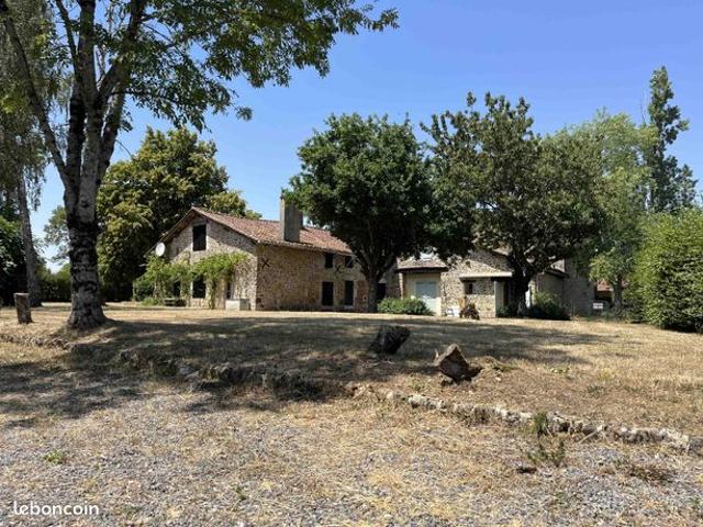 Propriété 21 pièces 538 m²