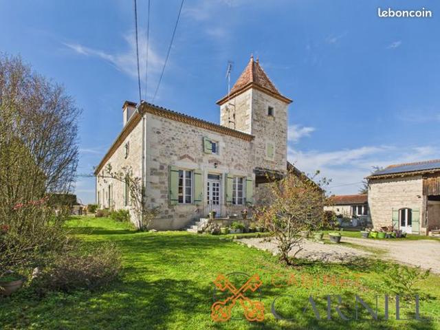 Propriété 21 pièces 645 m²
