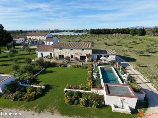 Propriété 21 pièces 627 m²