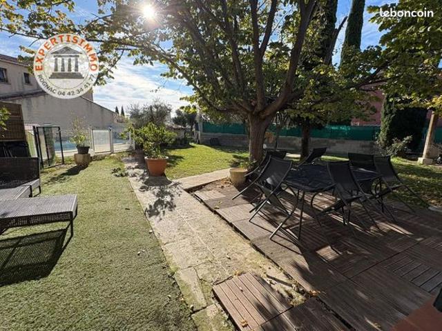 Propriété 220 m² Vitrolles