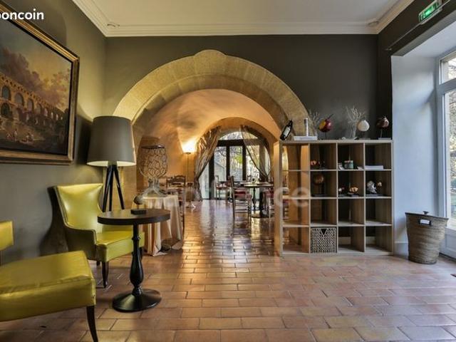 Propriété 22 pièces 800 m²