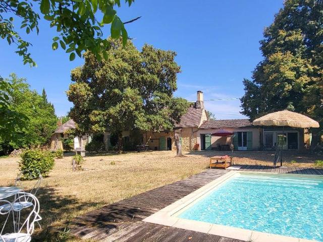 PROPRIETE 230m² Lalinde