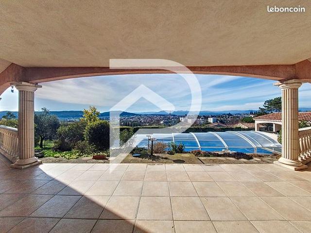 Propriété 23 pièces 575 m²