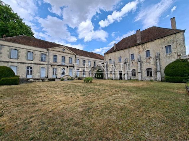 Propriété avec jardin