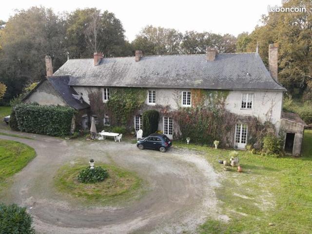 Propriété 24 pièces 446 m²