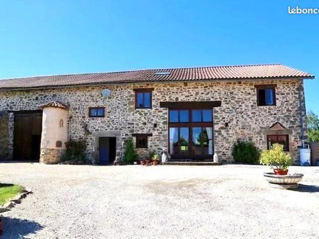 Propriété 24 pièces 424 m²