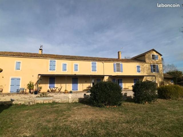 Propriété 24 pièces 520 m²