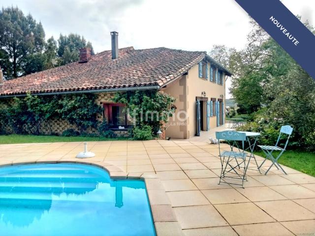 Propriété 275 m² avec piscine