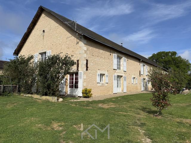 Propriete 276 M2 Proche Chauvigny 276m² Chauvigny