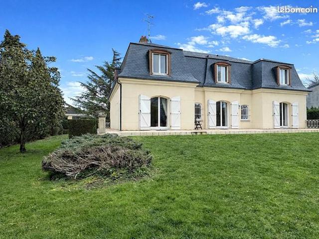 Propriété 270 m² Le Plessis Trévise