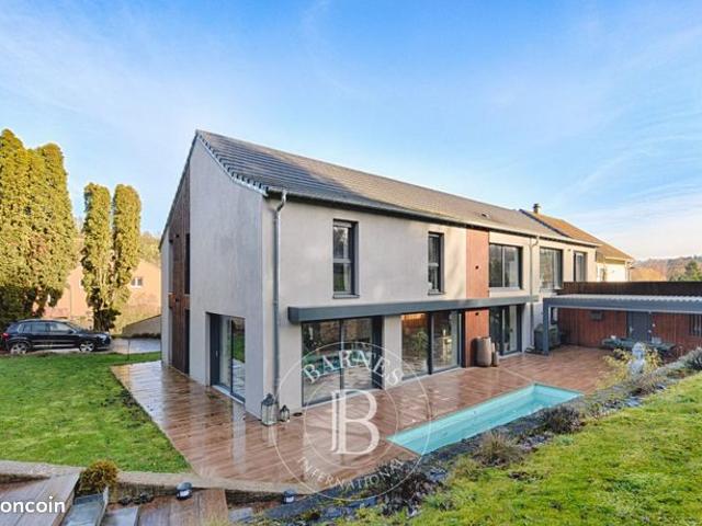 Propriété 280 m² Escherange