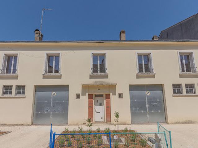 Propriété avec jardin