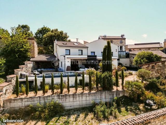 Propriété 395 m² Longues