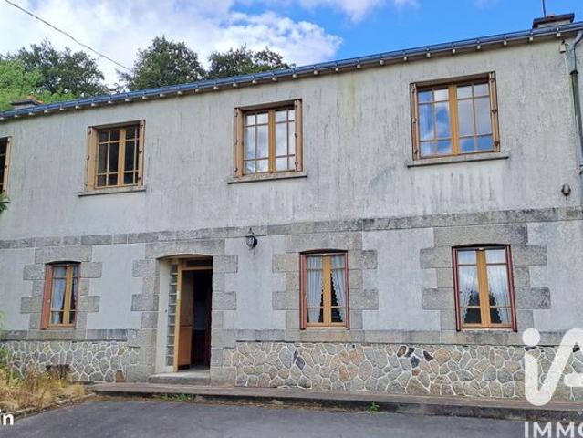 Propriété 29 pièces 152 m²