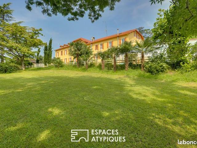 Propriété 29 pièces 910 m²