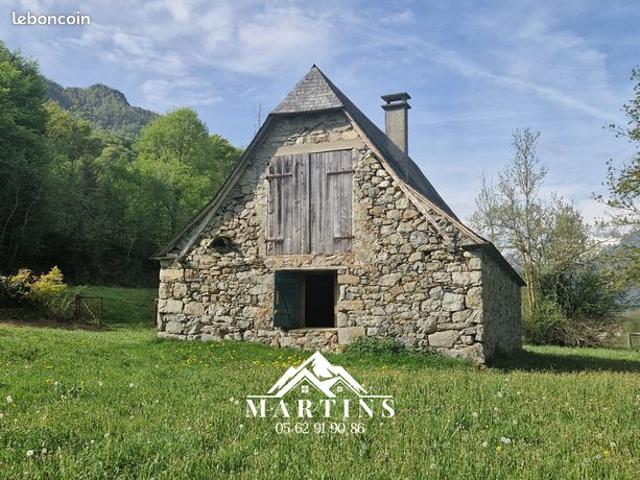 Propriété 2 pièces 130 m²