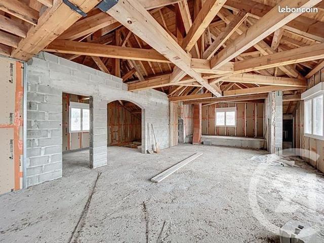 Propriété 2 pièces 299 m²