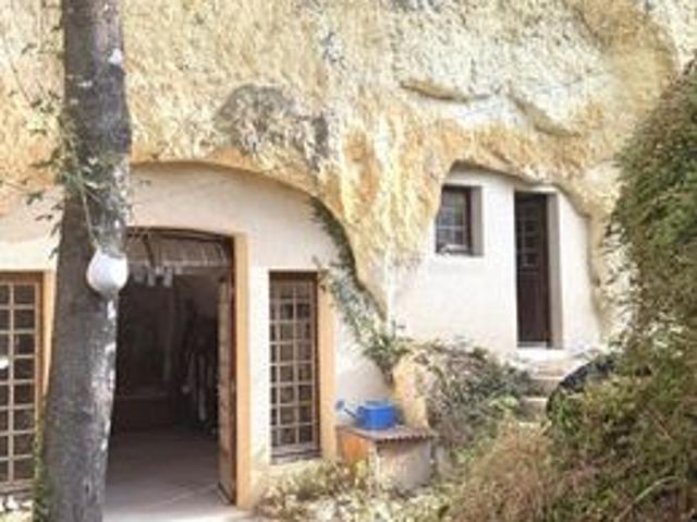 Propriété 2 pièces 70 m²