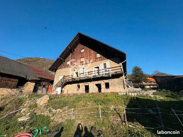 Propriété 2 pièces 74 m²