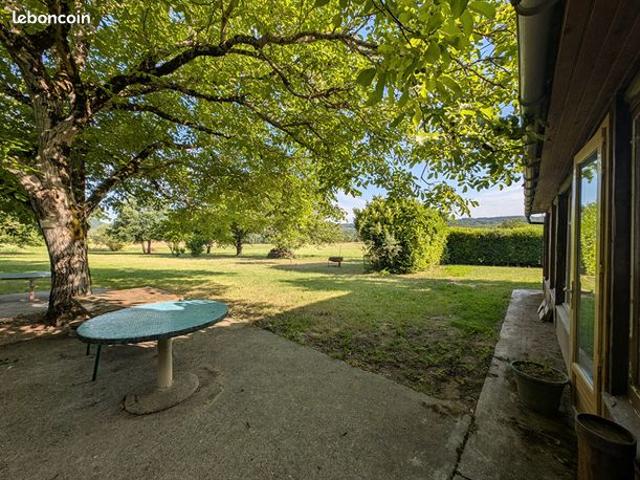 Propriété 2 pièces 95 m²