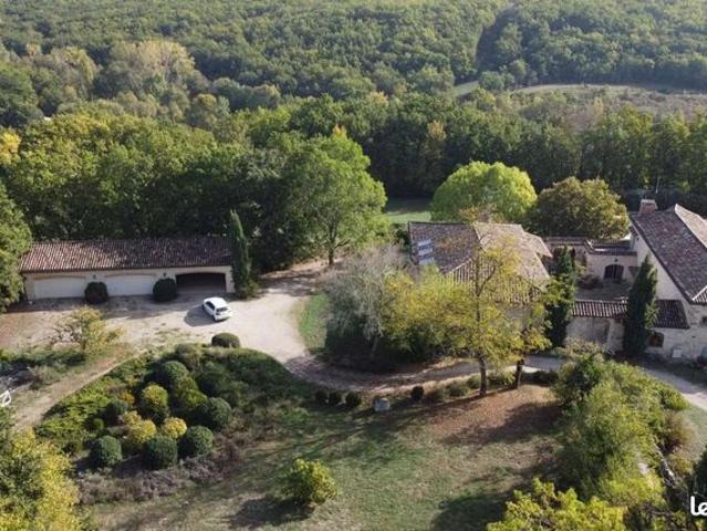 Propriété 300 m² Itzac