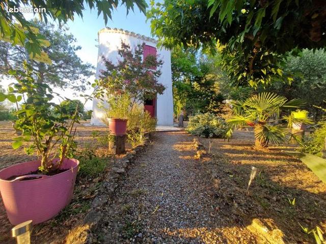 Propriété 358 m² MARSEILLETTE