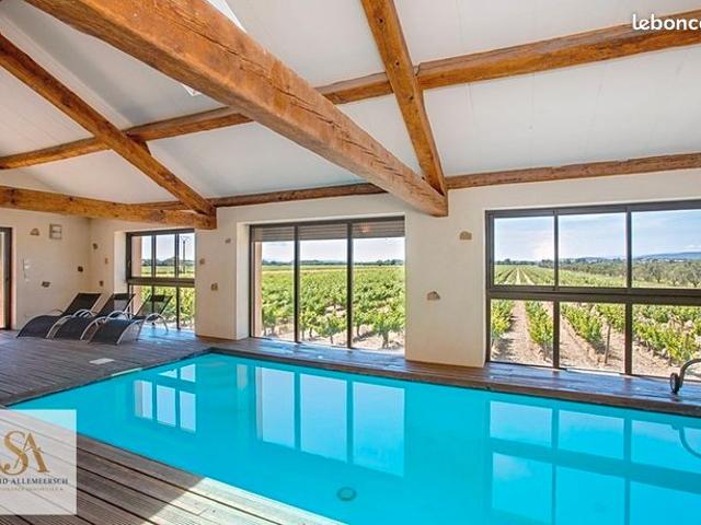 Propriété 35 pièces 765 m²