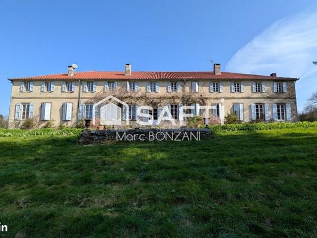 Propriété 36 pièces 1227 m²