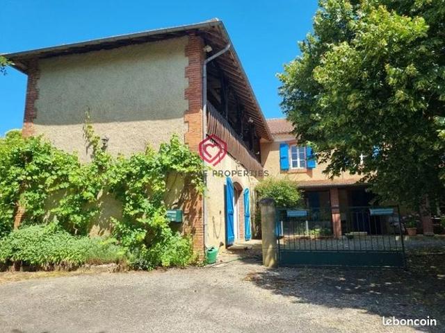 Propriété 397 m² Mirande
