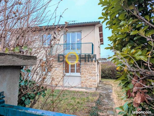 Propriété 7 pièces 109 m²