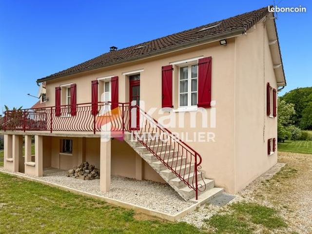 Propriété 7 pièces 102 m²