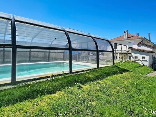 Propriété 7 pièces 117 m²