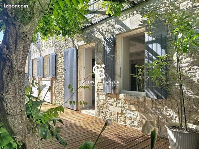 Propriété 7 pièces 111 m²