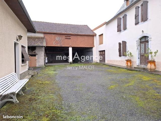 Propriété 7 pièces 113 m²