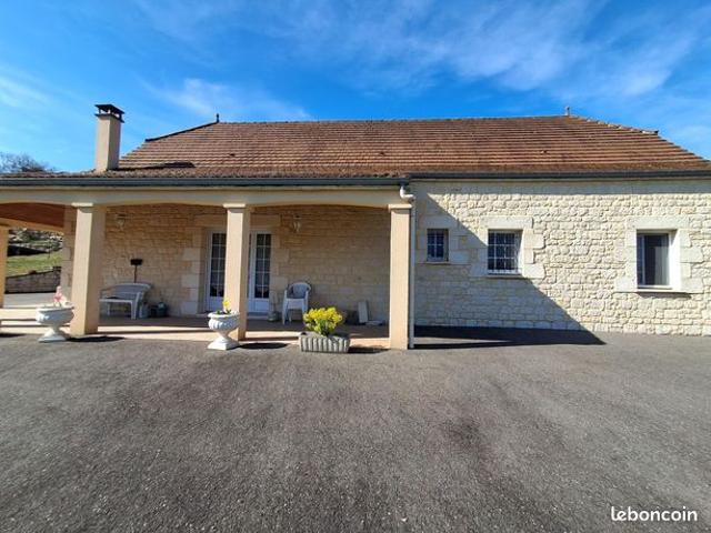 Propriété 7 pièces 124 m²