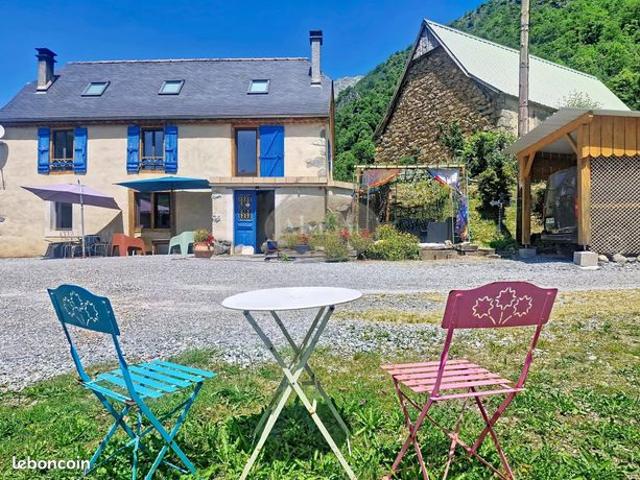 Propriété 7 pièces 125 m²