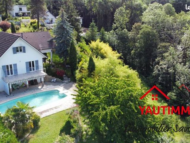 Propriété 7 pièces 125 m²