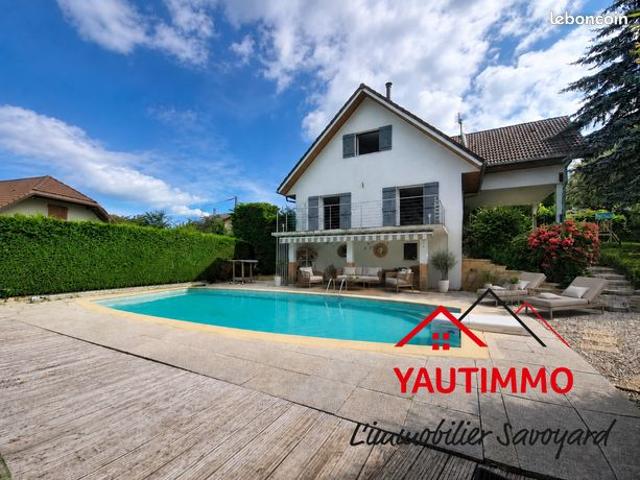 Propriété 7 pièces 125 m²