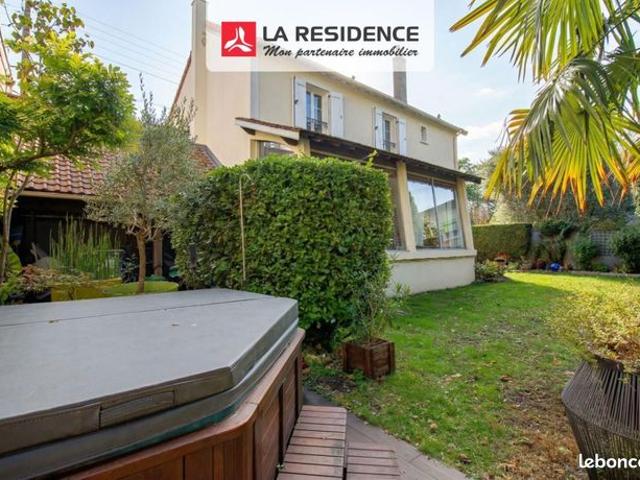 Propriété 7 pièces 126 m²