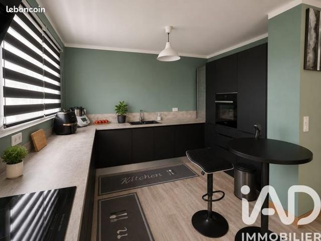 Propriété 7 pièces 128 m²