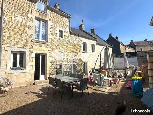 Propriété 7 pièces 128 m²