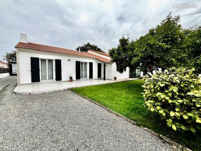 Propriété 7 pièces 121 m²