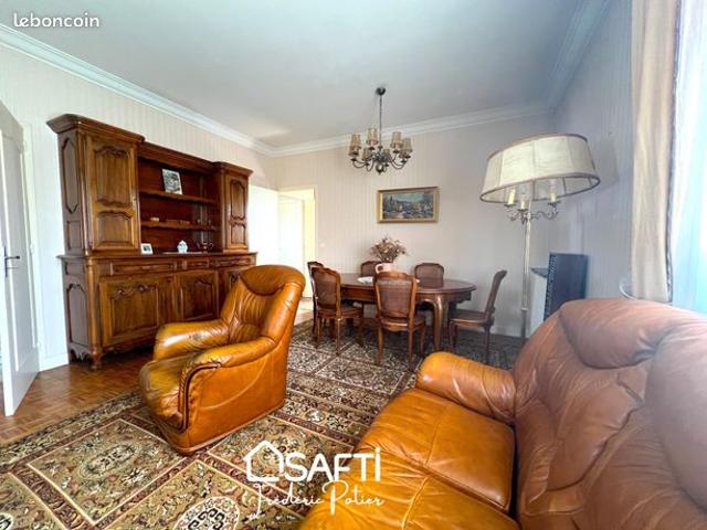 Propriété 7 pièces 134 m²